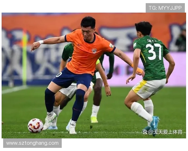 梅州客家队迎战青岛球队展现精彩对决与激烈竞争