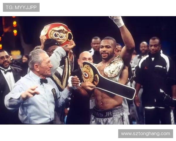 泰森与小罗伊琼斯巅峰对决全程解说精彩回顾与战术分析 泰森与小罗伊琼斯巅峰对决全程解说精彩回顾与战术分析